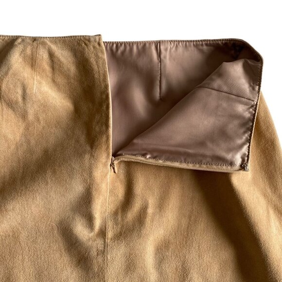 Real Clothes Saks Fifth Avenue Suede Leather Pencil Skirt Sz 6 - Picture 4 of 8
